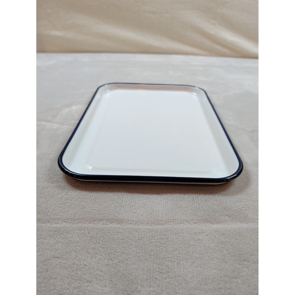 Vintage Enamelware Serving Tray White with Navy Blue Rim Rectangular 12x8 Metal - Picture 5 of 5